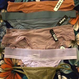 5 Assorted BootayBag undergarments